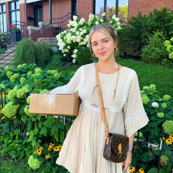 Meet Your Posher - Picture 3 of 6